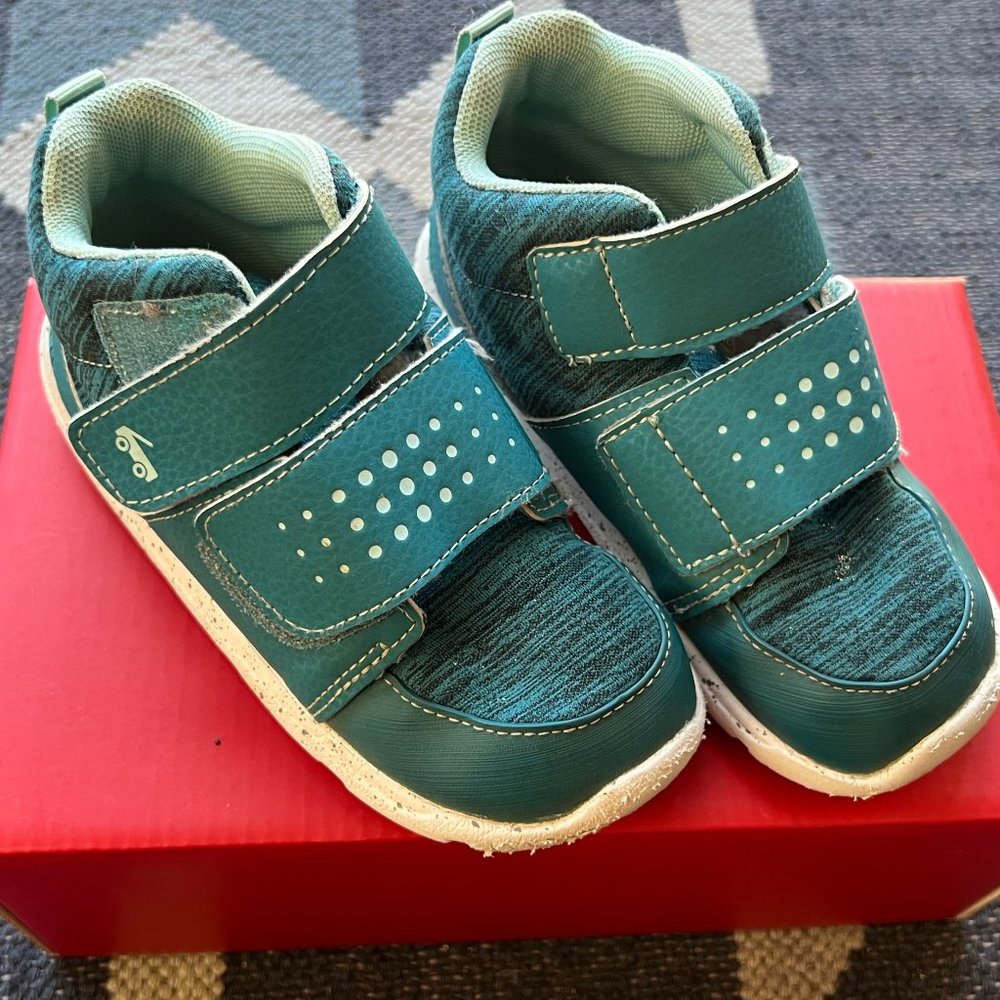 Unisex See Kai Run Ryder HT Sneaker in Teal - Size 11
